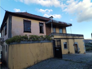 Quintas e casas rústicas 6 Quartos em Samodães