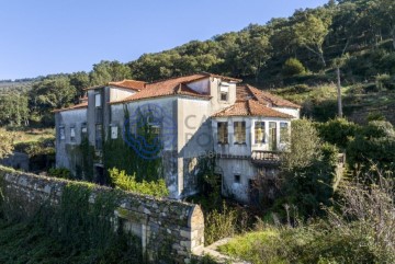Quintas e casas rústicas 5 Quartos em Oliveira