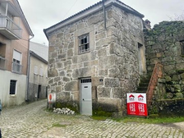 Maison 2 Chambres à Romãs, Decermilo e Vila Longa