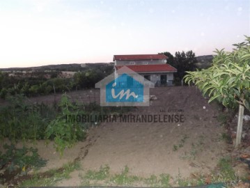 House 5 Bedrooms in Carvalhais