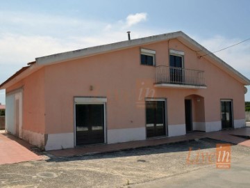 House 6 Bedrooms in Bombarral e Vale Covo