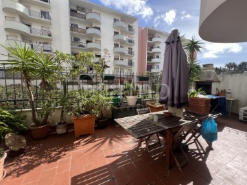 Apartment 2 Bedrooms in Algés, Linda-a-Velha e Cruz Quebrada-Dafundo