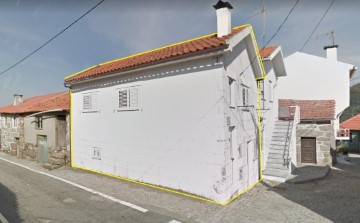 Maison 3 Chambres à Cepões, Meijinhos e Melcões