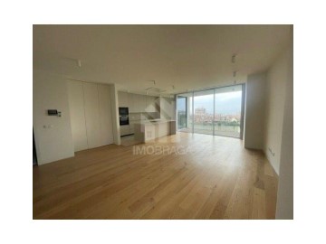 Apartamento 2 Quartos em Braga (Maximinos, Sé e Cividade)