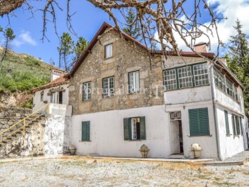 Country homes 9 Bedrooms in Covilhã e Canhoso