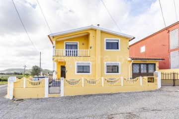 Maison 5 Chambres à Azueira e Sobral da Abelheira