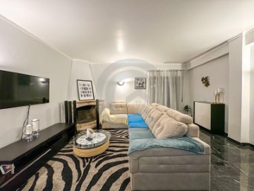 Apartamento 4 Quartos em Alcanena e Vila Moreira