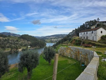 Quintas e casas rústicas em São Martinho de Sardoura
