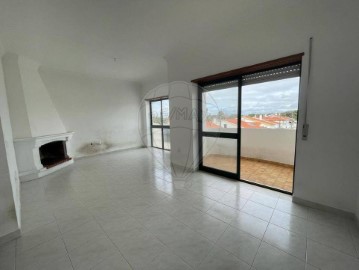 Apartment 3 Bedrooms in Azeitão (São Lourenço e São Simão)