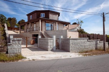 Casa o chalet 4 Habitaciones en Sabugal e Aldeia de Santo António