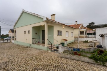 House 3 Bedrooms in Palmela