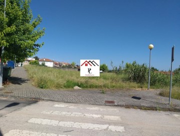 Terreno em Taveiro, Ameal e Arzila