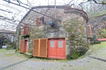 Maison 2 Chambres à Entre Ambos-Os-Rios, Ermida e Germil