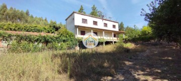 Maisons de campagne 2 Chambres à Caparrosa e Silvares