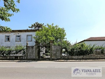Quintas e casas rústicas 8 Quartos em Santa Marta de Portuzelo