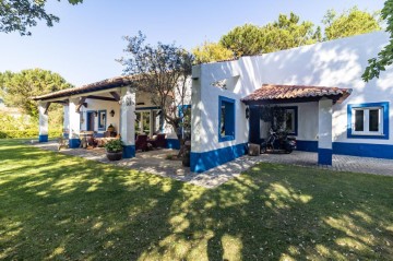 House 3 Bedrooms in Quinta do Conde