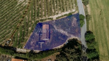 Quintas e casas rústicas em Teixoso e Sarzedo