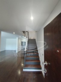 House 3 Bedrooms in Sequeira