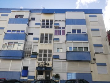 Apartment 1 Bedroom in Massamá e Monte Abraão