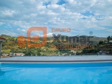 House 3 Bedrooms in Loivos do Monte