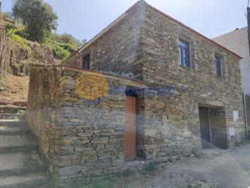 Quintas e casas rústicas 1 Quarto em União das freguesias de Vila Real