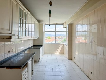 Apartamento 3 Quartos em Amares e Figueiredo