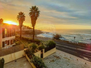 Apartamento 2 Quartos em Carcavelos e Parede