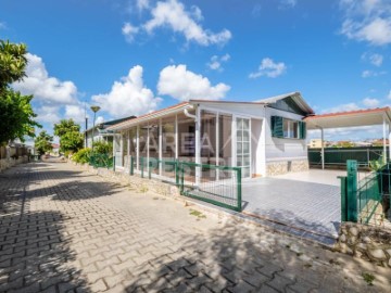 Maison 3 Chambres à Fernão Ferro