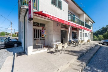 Commercial premises in Carvalho e Basto (Santa Tecla)