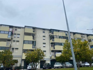 Apartamento 2 Quartos em Amarante (São Gonçalo), Madalena, Cepelos e Gatão