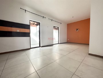 House 2 Bedrooms in Póvoa de Varzim, Beiriz e Argivai