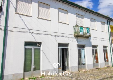 House 3 Bedrooms in Carregal do Sal