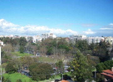 Piso 2 Habitaciones en Alvalade