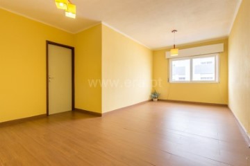 Apartment 3 Bedrooms in Palmela