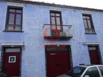 House 3 Bedrooms in Ribeira Grande (Matriz)