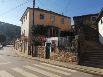 House 6 Bedrooms in Canelas e Espiunca