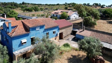 Quintas e casas rústicas 5 Quartos em Escalos de Baixo e Mata