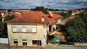 Casa o chalet 5 Habitaciones en Bougado (São Martinho e Santiago)
