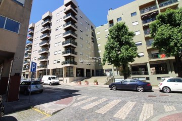 Apartamento 2 Quartos em Arcozelo