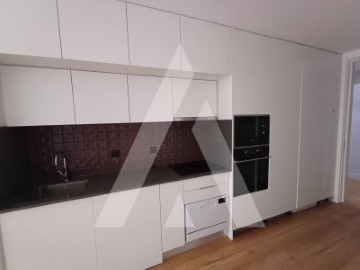 Apartamento  em Glória e Vera Cruz