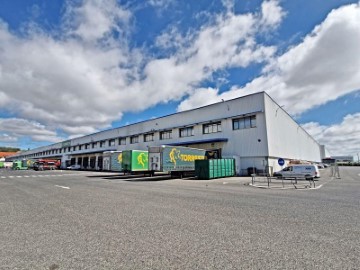 Industrial building / warehouse in Vila Nova da Rainha