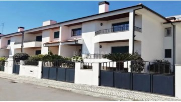 Casa o chalet 5 Habitaciones en Nogueira, Fraião e Lamaçães