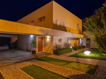 Casa o chalet 4 Habitaciones en Oeiras e São Julião da Barra, Paço de Arcos e Caxias