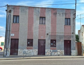 House 3 Bedrooms in Ponte de Sor, Tramaga e Vale de Açor