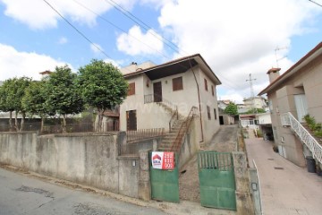 Casa o chalet 8 Habitaciones en St.Tirso, Couto (S.Cristina e S.Miguel) e Burgães
