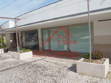 Commercial premises in Vau