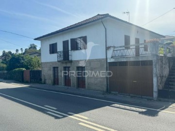 House 3 Bedrooms in Pico