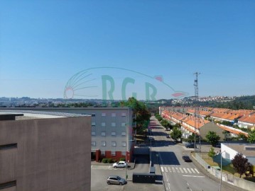 Piso 3 Habitaciones en Gondomar (São Cosme), Valbom e Jovim