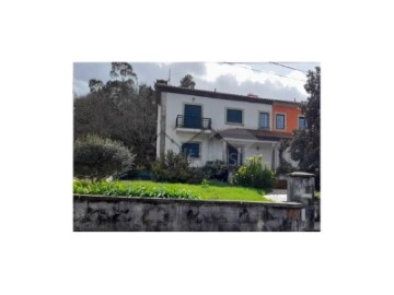 House 3 Bedrooms in Ardegão, Freixo e Mato