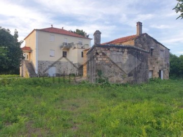 Maison 5 Chambres à Gondarém